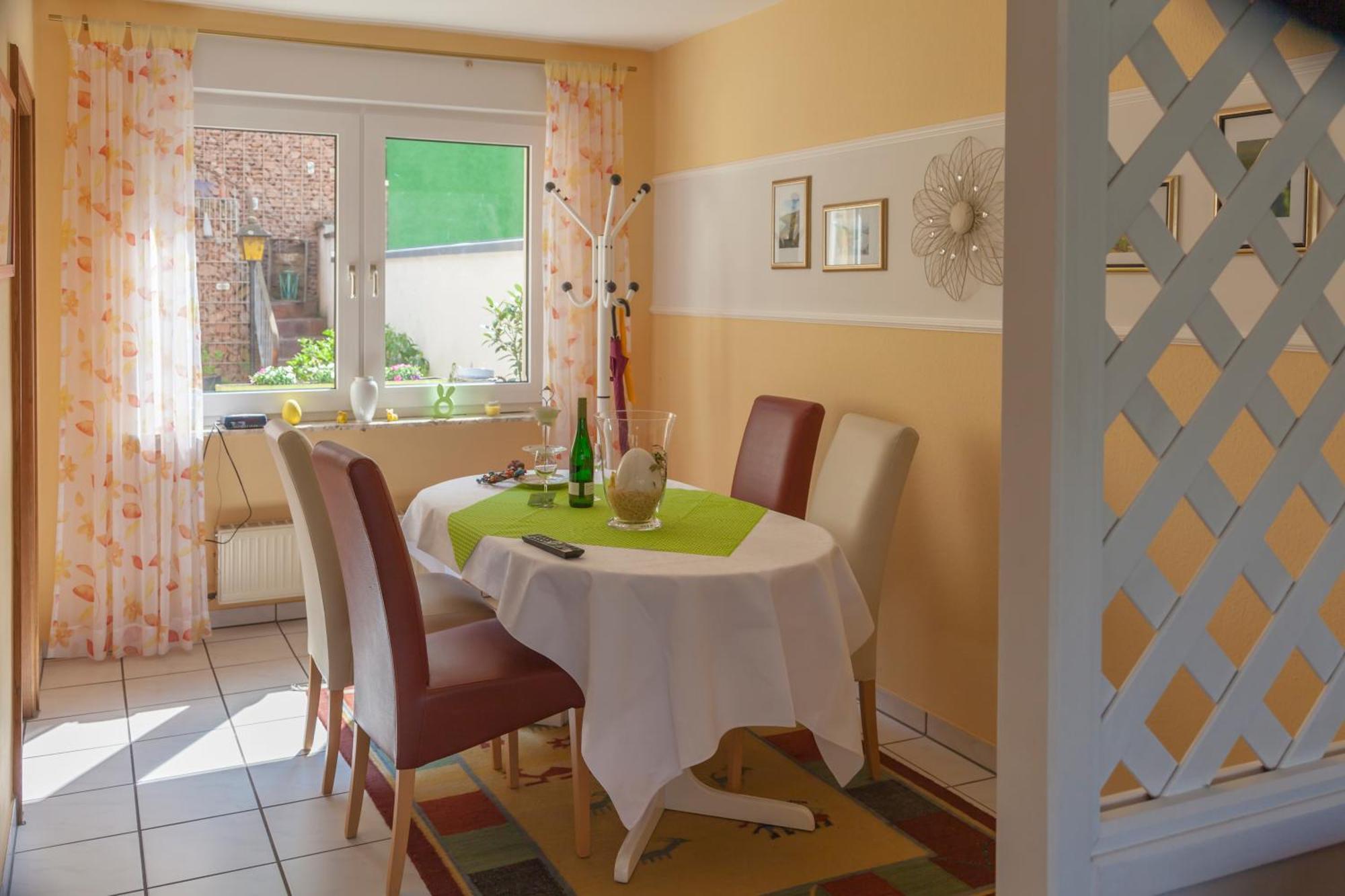 Haus Brandenburg An Der Mosel Lejlighed Zell Eksteriør billede
